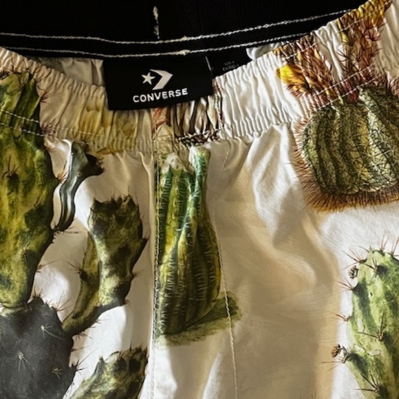 Men's / Unisex - Converse - Desert Sand Cactus Multi Print Resort Shorts - L - Picture 4 of 15